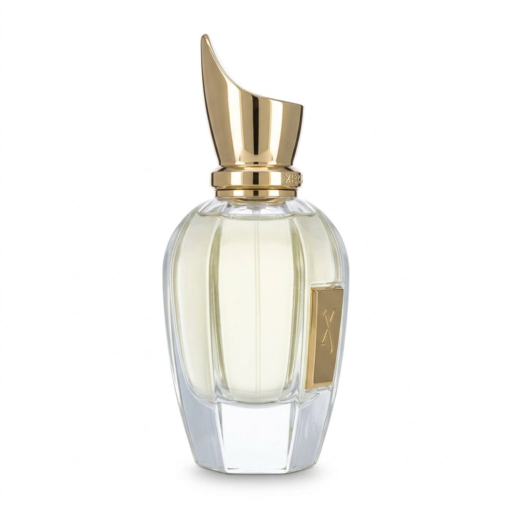 Perfume and presentation box — Studio - Side View | Generated by Modelize