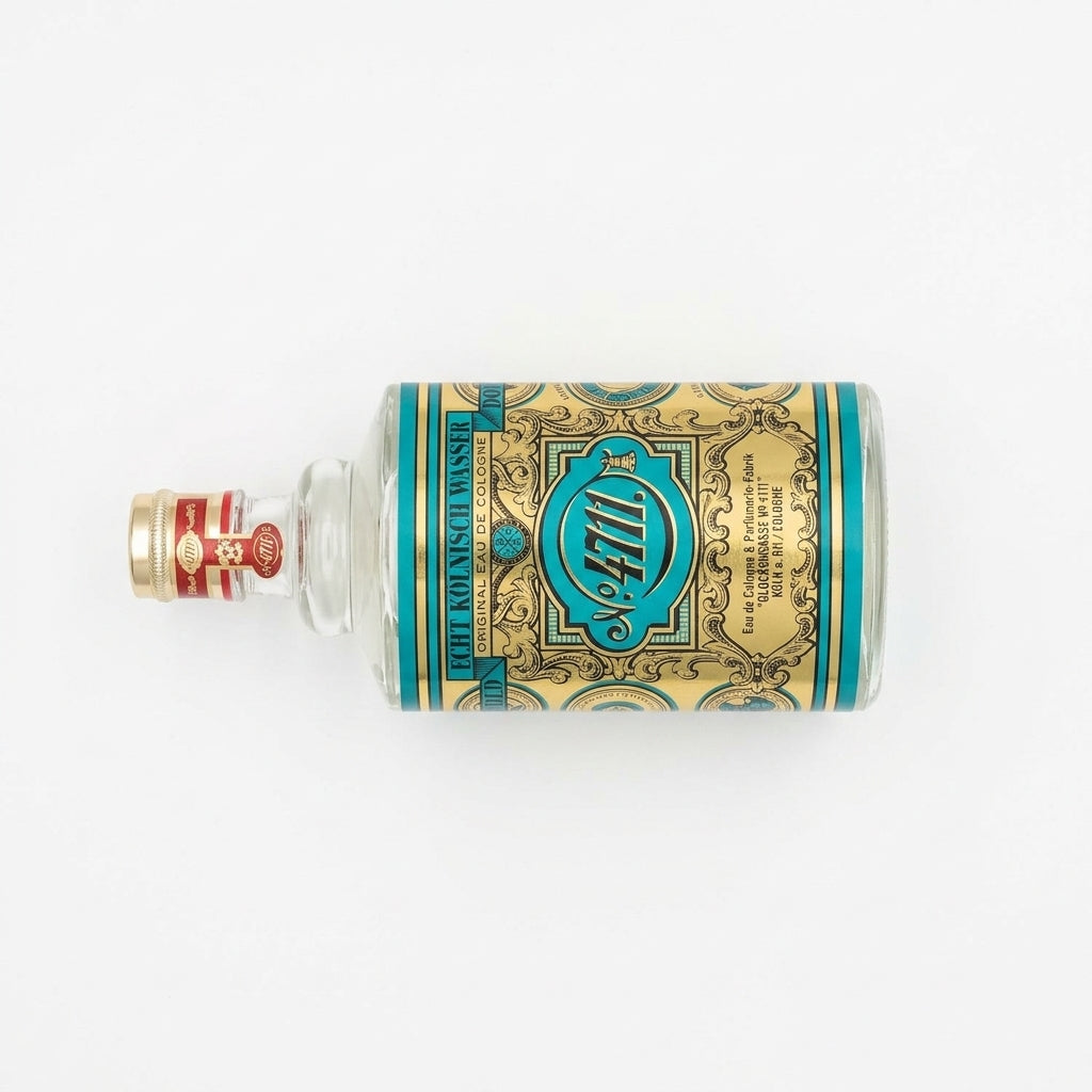 Fragrance / Eau de Cologne — Flat Lay - Back | Generated by Modelize