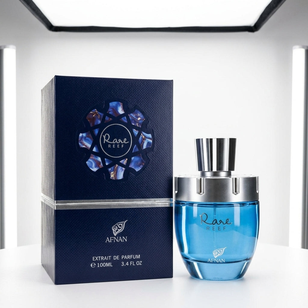 Fragrance bottle and packaging box — Flat Lay - Front | Generated by Modelize
