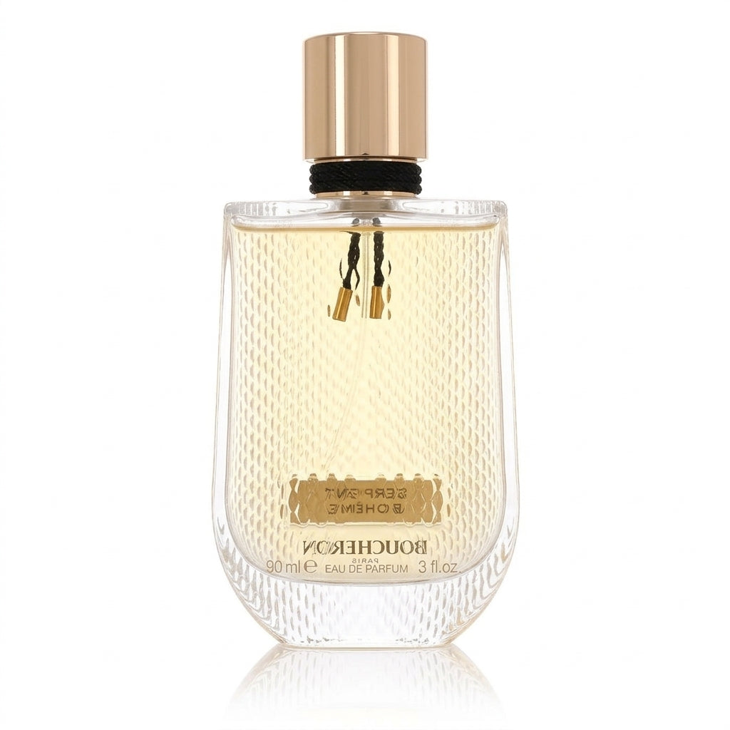 Perfume and packaging — Studio - Back View | Generated by Modelize