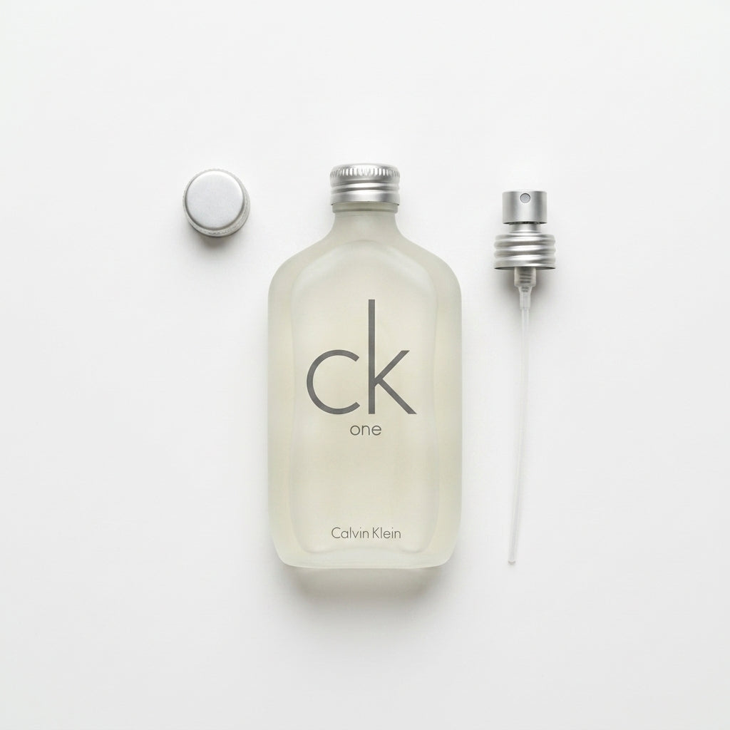 Fragrance / Eau De Toilette — Flat Lay - Front | Generated by Modelize
