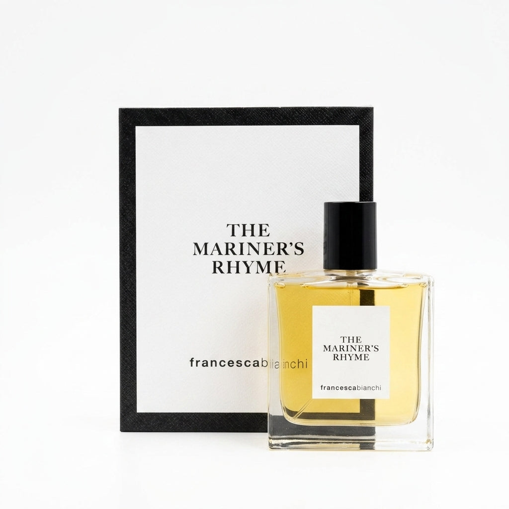 Perfume bottle and packaging — Studio - Clean | Generated by Modelize