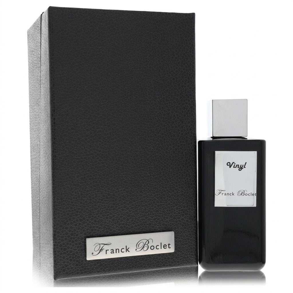 Extrait De Parfum — Studio - Clean | Generated by Modelize