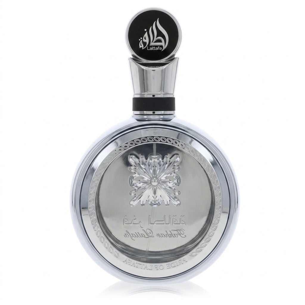 Perfume Bottle — Studio - Back View | Generated by Modelize