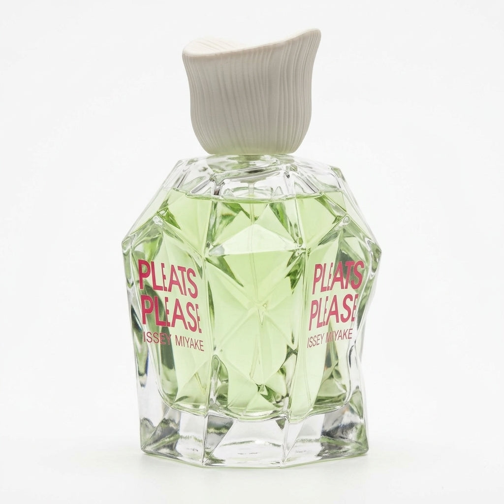 Fragrance bottle — Studio - Side View | Generated by Modelize