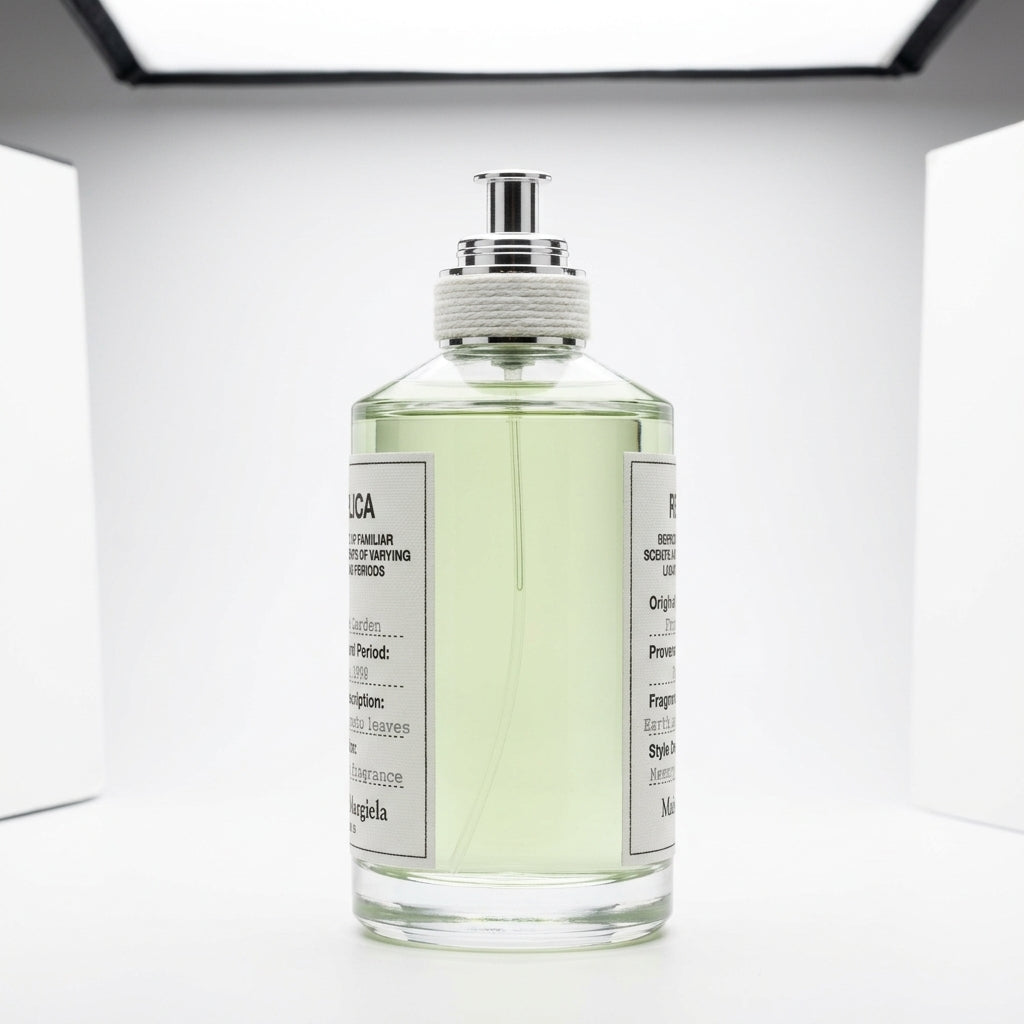 Fragrance bottle — Studio - Side View | Generated by Modelize